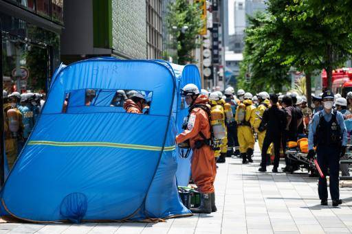 Unos 20 heridos tras un incidente con aerosol en un centro comercial de Tokio