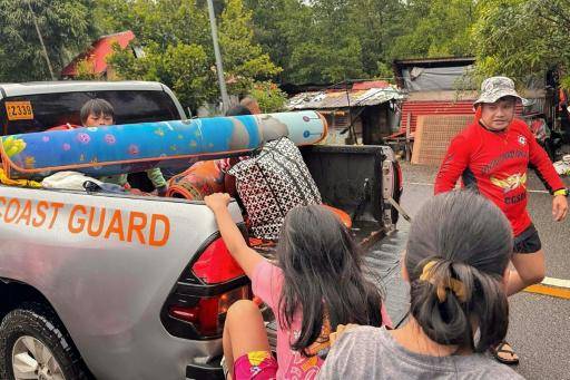 Más de 150.000 evacuados en Filipinas ante la llegada de un tifón
