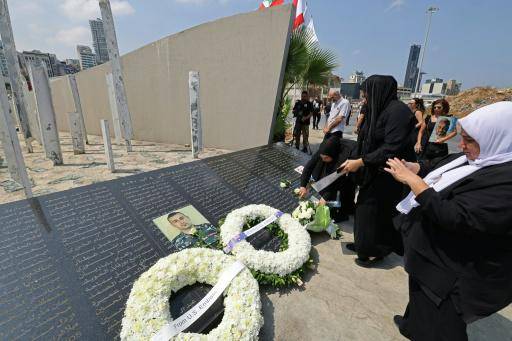 Familiares de víctimas de la explosión en el puerto de Beirut piden justicia seis años después