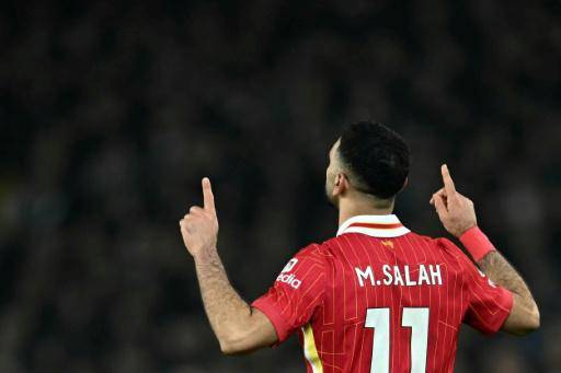 Mohamed Salah ocupa la tercera posición en la lista de máximos artilleros del Liverpool con 255 goles