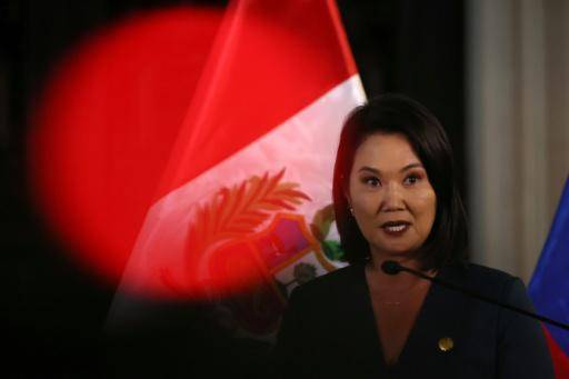 La presidenta peruana, Keiko Fujimori, habla durante un acto conjunto con su homólogo ecuatoriano, Daniel Noboa, el 20 de octubre de 2026 en Lima
