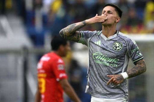 El extremo uruguayo Brian Rodríguez celebra su gol en la victoria del América sobre el Necaxa el 31 de enero de 2026 por el torneo Clausura mexicano en Ciudad de México