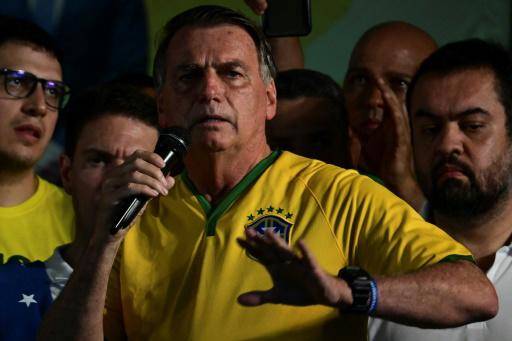 El expresidente de Brasil Jair Bolsonaro habla durante el lanzamiento de la precandidatura de Alexandre Ramagem para las elecciones a la alcaldía de Rio de Janeiro, el 16 de marzo de 2024