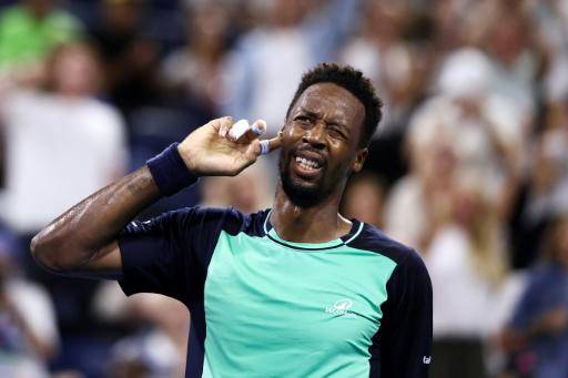 El francés Gaël Monfils celebra un punto en la victoria en el debut en el US Open el 1 de septiembre de 2026