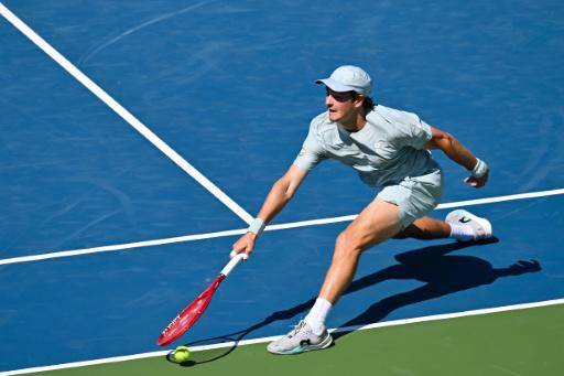 El tenista brasileño João Fonseca en el partido de segunda ronda del Masters 1000 de Canadá ante el griego Stéfanos Tsitsipás en Montreal el 5 de agosto de 2026