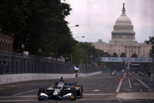El español Palou logra la pole para la carrera por las calles de Washington