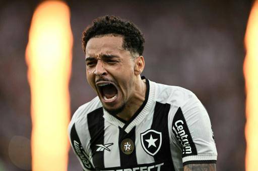 Botafogo y Pachuca chocan por un puesto en semis de la renacida Intercontinental