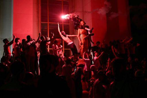 Cerca de 900 detenidos en Francia en las celebraciones del triunfo del PSG