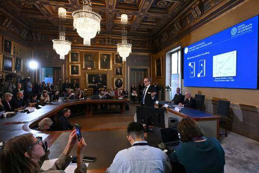 El Nobel de Física premia a descubridores del efecto túnel cuántico