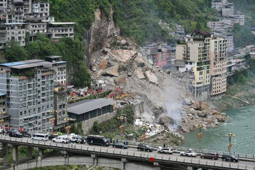 El saldo del alud en el suroeste de China asciende a 11 muertos y 50 desaparecidos