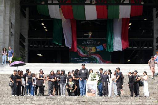 Compañeros de la asesinada estudiante española Claudia Tacoronte se manifiestan el 14 de septiembre de 2026 en Cuautla, en el estado mexicano de Morelos