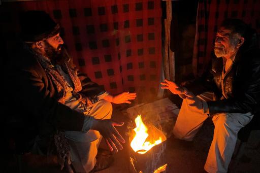 Ciudades de Pakistán vuelven a tener luz tras el apagón masivo