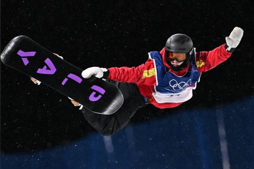 Queralt Castellet durante su competición en la final de snowboard halfpipe de los Juegos Olímpicos de Invierno de Milán-Cortina. En Livigno (norte de Italia), el 12 de febrero de 2026