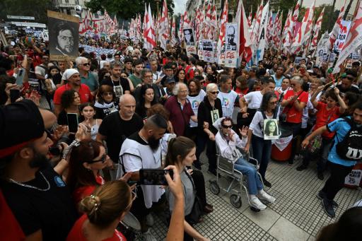 Una marcha organizada en Buenos Aires el 24 de marzo de 2025, al cumplirse 49 años del golpe de Estado militar en Argentina