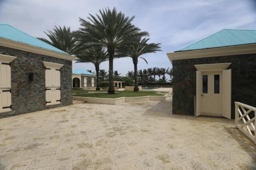 Demócratas publican imágenes de la isla privada de Epstein en el Caribe