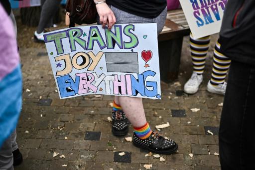 Texas prohíbe el tratamiento médico para menores transgénero