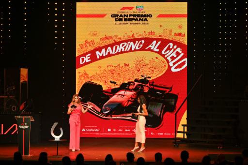 El cartel oficial del Gran Premio de España de Fórmula 1 se muestra durante la presentación a la prensa del nuevo circuito de Madrid, el 16 de junio de 2026 en la capital de España