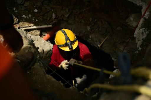 Hasta lo último: el trauma de un voluntario por encontrar a sus familiares sepultados en Venezuela