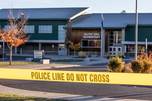 Verdadero heroísmo: policía celebra esfuerzos por detener al autor de matanza en escuela de EEUU