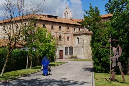 Las monjas rebeldes que causan conmoción en la Iglesia española