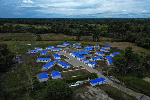 Exguerrilleros colombianos temen por su futuro ante la llegada al poder de De la Espriella