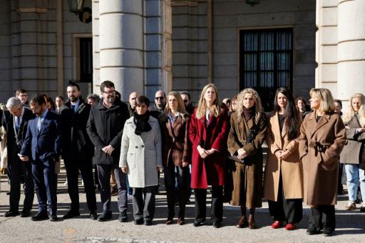 El jefe de gobierno español promete absoluta transparencia sobre las causas del accidente ferroviario