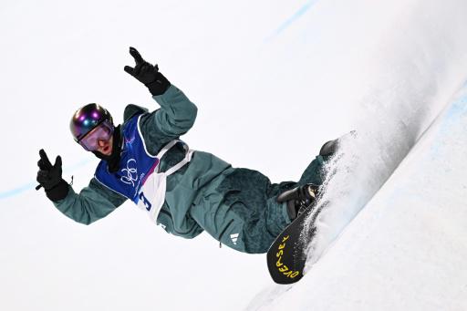 El brasileño Patrick Burgener durante su competición en la ronda de clasificación del snowboard halfpipe en los Juegos Olímpicos de Milán-Cortina. En Livigno (norte de Italia), el 11 de febrero de 2026