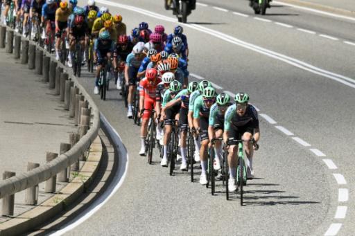 Pogacar amarra La Vuelta con una exhibición en Andorra