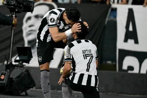 Palmeiras pone un pie en cuartos y River decepciona en la Libertadores