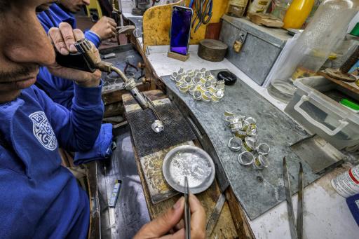 Artesanos egipcios se abren camino hacia mercados mundiales del lujo