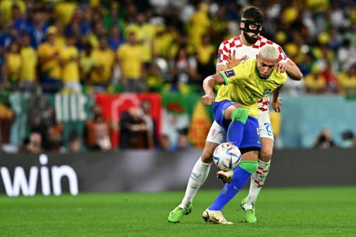 Familia de Richarlison, triste por el fracaso de Brasil pero orgullosa de Charlinho