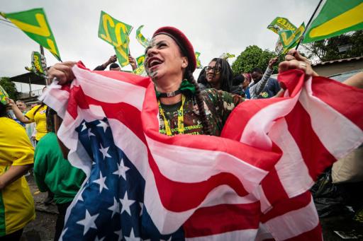 ¿Qué propulsó a Flávio Bolsonaro a ser favorito a la presidencia de Brasil?