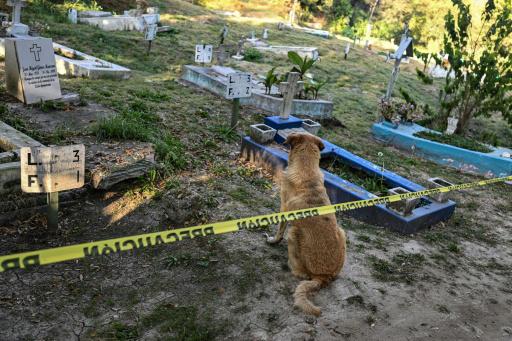 México acelera la búsqueda de desaparecidos en el mayor cementerio del país