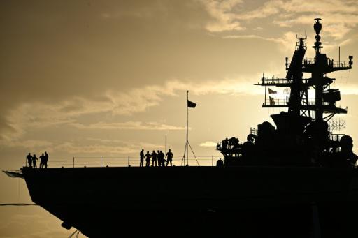 Una nave militar estadounidense en el puerto de Ponce, Puerto Rico, el 16 de diciembre de 2025.