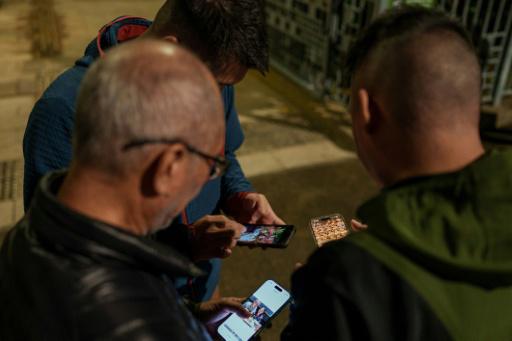 Un mes después del incendio de Hong Kong, la culpa y el dolor pesan sobre los sobrevivientes