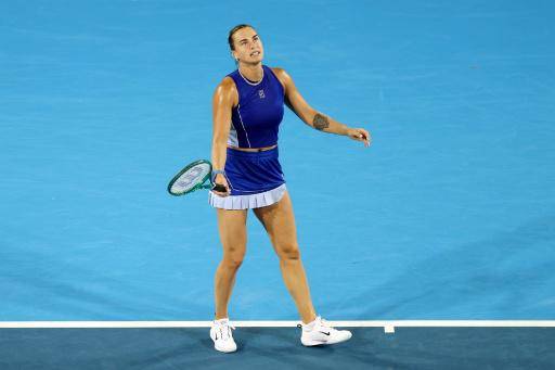 Aryna Sabalenka se lamenta durante su derrota ante Sara Bejlek en el WTA 1000 de Cincinnati el 19 de agosto de 2026