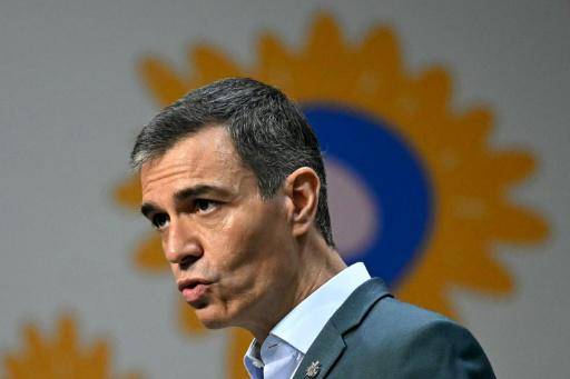 El presidente español, Pedro Sánchez, habla durante una rueda de prensa previa a la COP30, el 7 de noviembre de 2025 en la ciudad brasileña de Belem