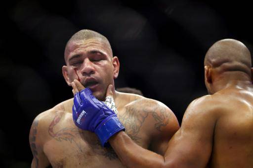 El brasileño Alex Pereira tras su derrota ante Ciryl Gane en la velada de UFC en la Casa Blanca el 14 de junio de 2026