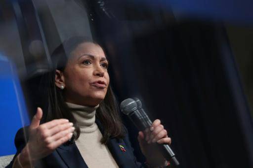 La líder opositora venezolana María Corina Machado habla durante una rueda de prensa el 16 de enero de 2026 en Washington