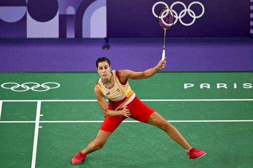 La jugadora española de bádminton Carolina Marín se lesiona la rodilla en el partido contra la china He Bing Jiao de semifinales de los Juegos Olímpicos de París, el 4 de agosto de 2024