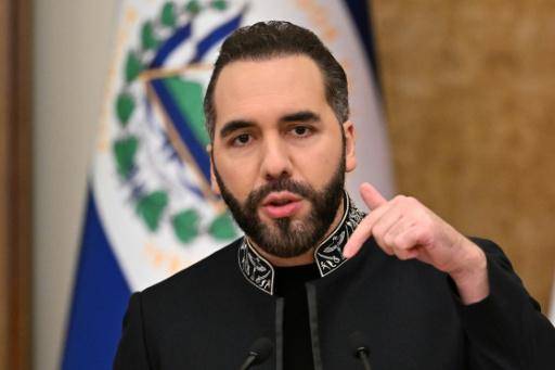 El presidente de El Salvador, Nayib Bukele, en una conferencia de prensa en Casa Presidencial de San Salvador, el 16 de octubre de 2026