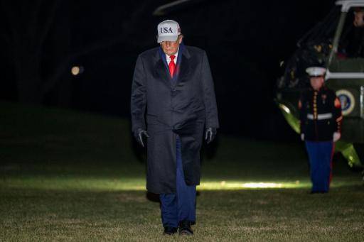 El presidente de EEUU, Donald Trump, llega a la Casa Blanca, en Washington, a bordo del helicóptero Marine One el 13 de diciembre de 2025