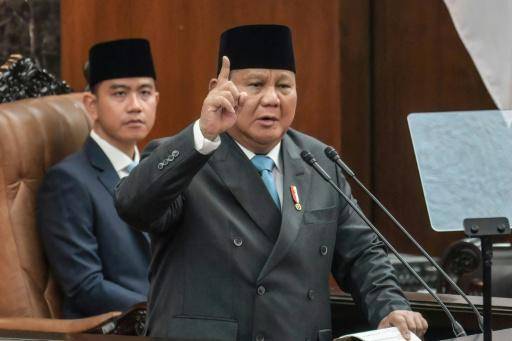 El presidente indonesio, Prabowo Subianto, pronuncia un discurso sobre política económica en el Parlamento, el 20 de mayo de 2026 en Yakarta