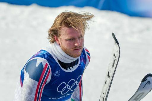 El noruego Atle Lie McGrath después de tener que abandonar en la segunda manga del eslalon de los Juegos Olímpicos de Invierno de Milán-Cortina. En Bormio (norte de Italia), el 16 de febrero de 2026