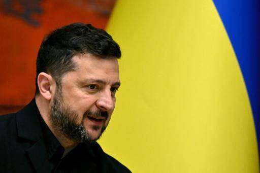 Celebrar elecciones en tiempos de guerra fracturaría Ucrania, dice Zelenski