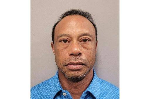 Fotografía policial de Tiger Woods, tomada el 27 de marzo de 2026, tras su arresto por sospecha de conducir bajo los efectos de sustancias