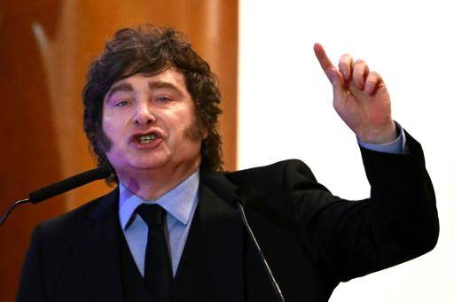 El presidente de Argentina, Javier Milei, pronuncia un discurso con motivo del 172º aniversario de la Bolsa de Buenos Aires el 16 de julio de 2026