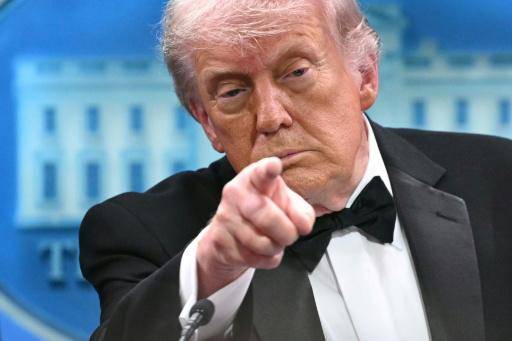 El presidente de Estados Unidos, Donald Trump, durante una rueda de prensa en la Casa Blanca, poco después de un incidente durante la cena de gala anual de corresponsales, el 25 de abril de 2026