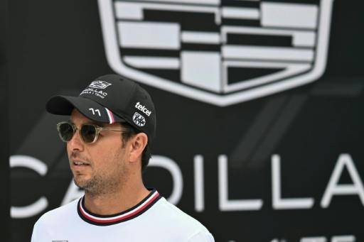 El piloto mexicano Sergio Pérez antes del Gran Premio de Miami, Estados Unidos, el 3 de mayo de 2026