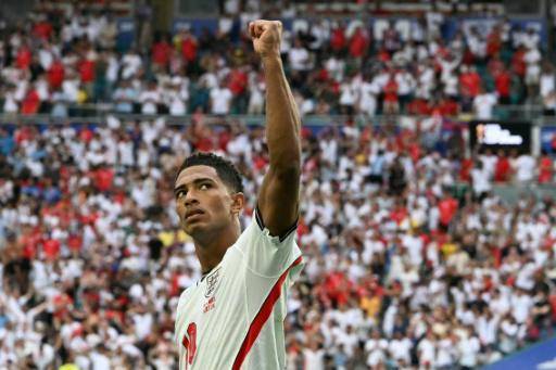 El centrocampista de Inglaterra Jude Bellingham celebra tras marcar el segundo gol de su equipo durante el partido de cuartos de final del Mundial de fútbol de 2026 entre Noruega e Inglaterra, disputado en el estadio de Miami el 11 de julio de 2026
